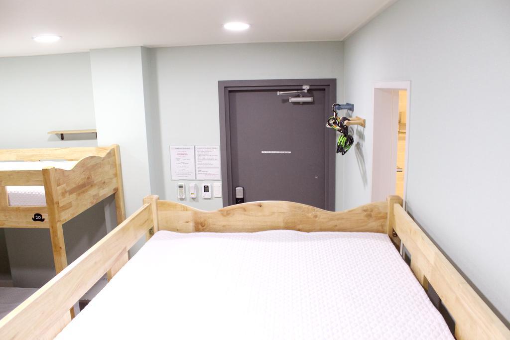 Viva Guesthouse ปูซาน ภายนอก รูปภาพ